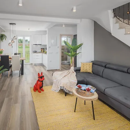 Beautiful In With Wifi Apartment